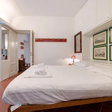 Sofia Apartment *